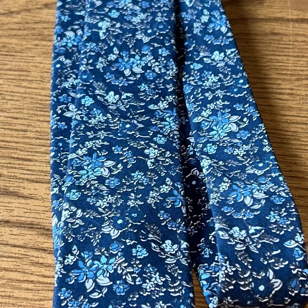 Original Penguin fennel floral